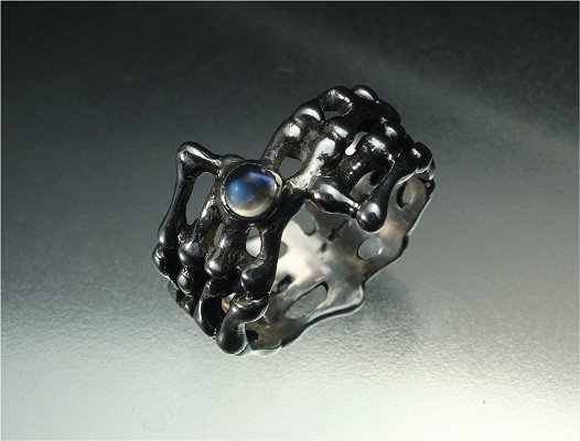 Sterling silver & moonstone snowflake ring